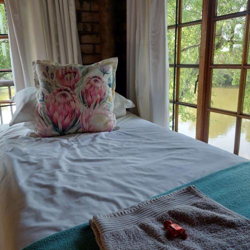 Kayanzee-Lodge-room-four-5